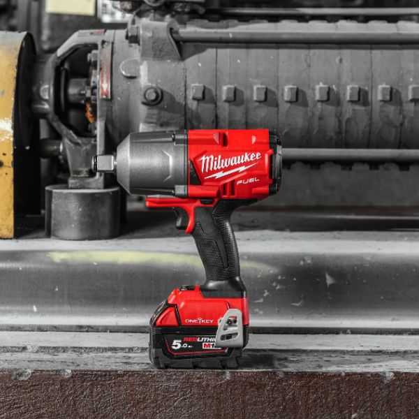 LLAVE DE IMPACTO DE ALTO PAR M18 FUEL™